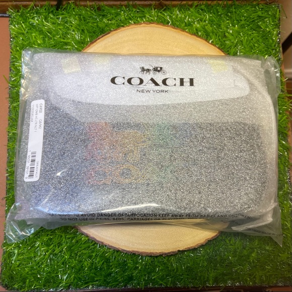 ♥ Coach Rainbow Nolita 19 with Horse and Carriage ♥ Pride - Picture 8 of 10